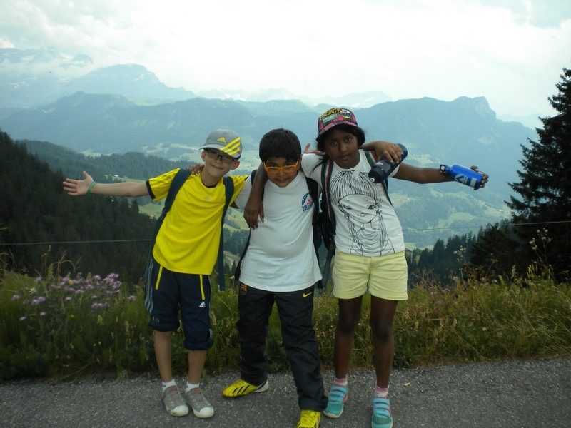 Village Camps International Summer Camp Leysin, Switzerland 2025-08-09 https://www.villagecamps.com/journals_admin/images/714-16-green hike (51).jpg
